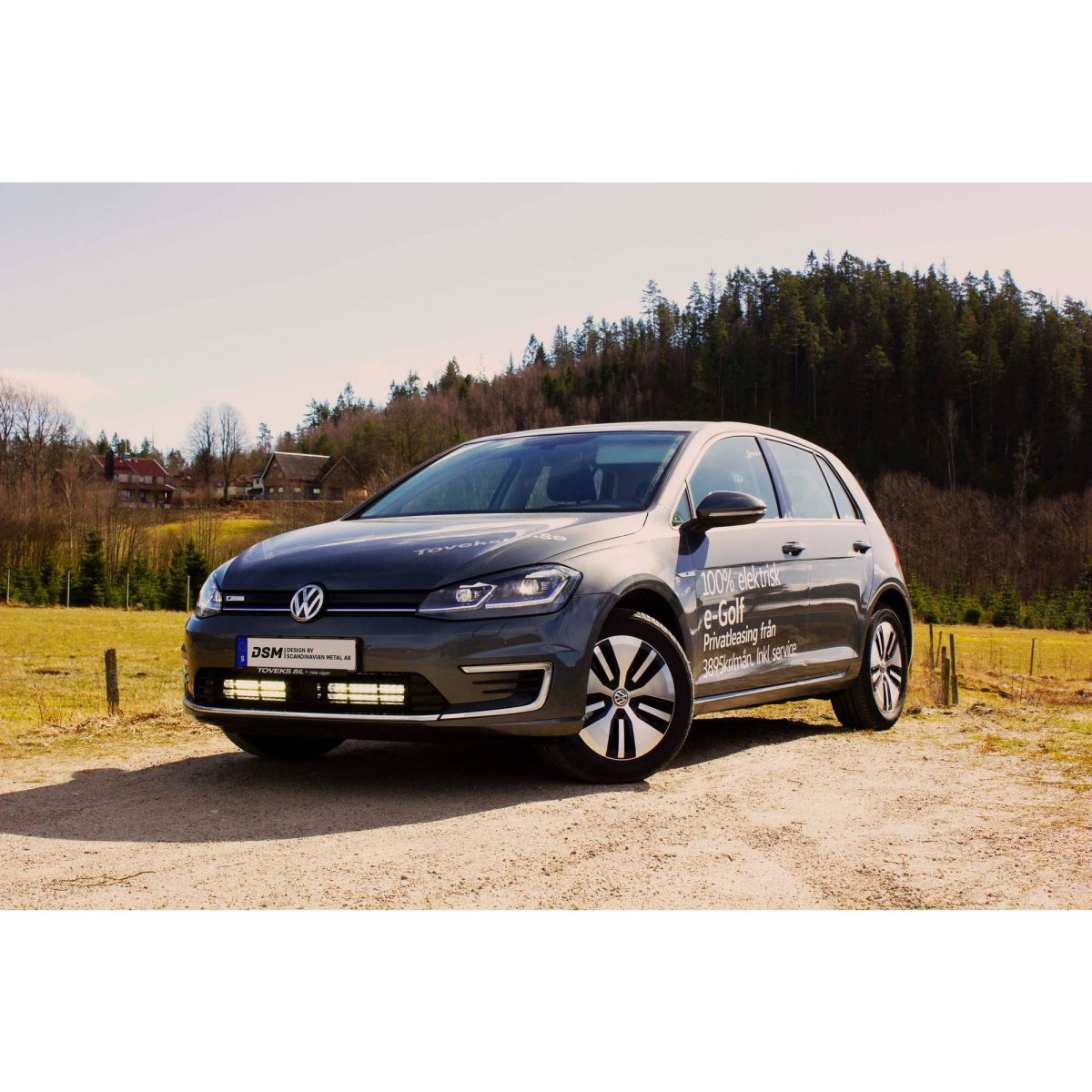 Volkswagen Golf & E-golf med radar LED ramp + modellanpassat monteringsfäste - Bild 2